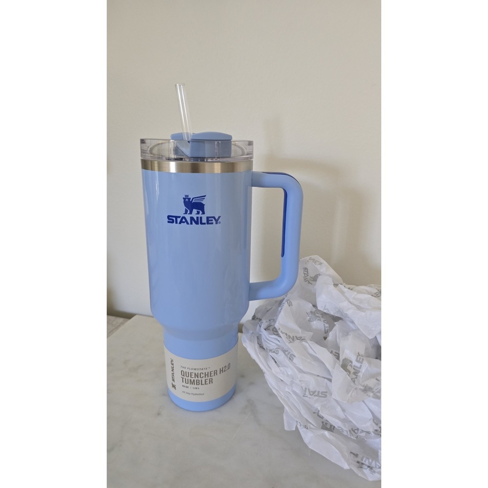 Stanley Quencher H2.0 40oz Tumbler Light Blue FlowState Handle Straw Cup NEW